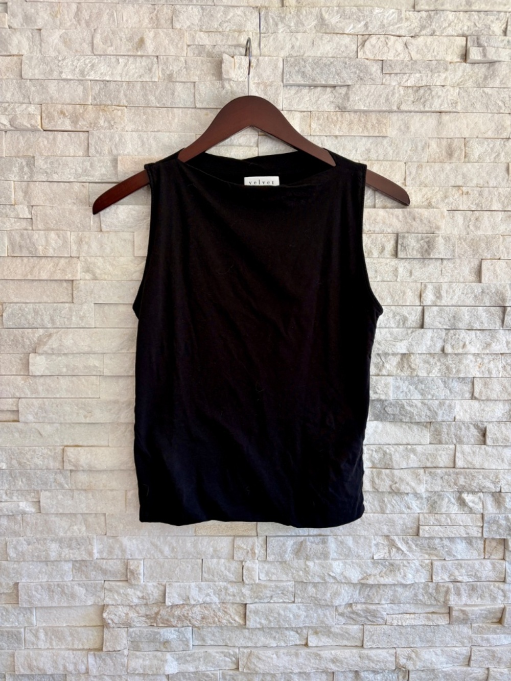 VELVET by Graham & Spencer Emilia Black Cotton Blend Sleeveless Top - Picture 2 of 5